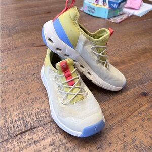 On Cloud Kids Yellow and Blue Sneakers